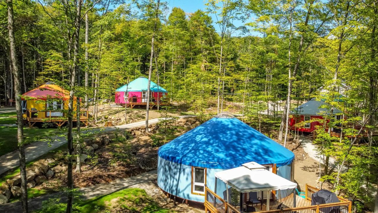 Yourtes Glamping Du Poisson Blanc Notre-Dame-du-Laus Esterno foto